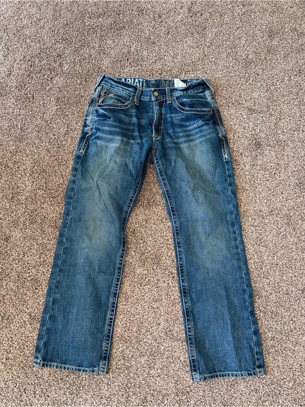 31x32 Ariat Men's Medium Blue Straight Jeans